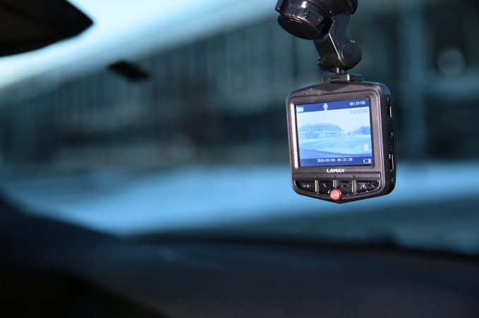 Autokamera do auta, kamera, nahrávání, auto, Lamax Drive C3